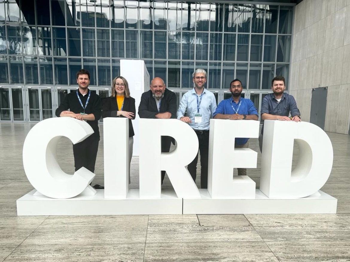 Teilnehmende des IEH bei der CIRED:  vlnr. Kevin Kratz, Charlotte, Krzysztof Rudion, Paul Burkhardt, Deepak Deepak, Sharon Müller
